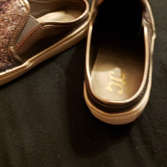 Silver glitter slip on shoes - Picture 3 of 6